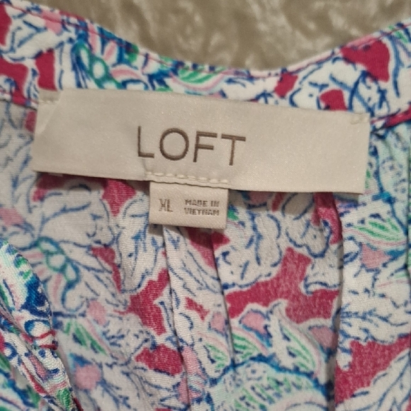 LOFT Women's Floral V-Neck Blouse - Blue and Red Size XL - Picture 2 of 9